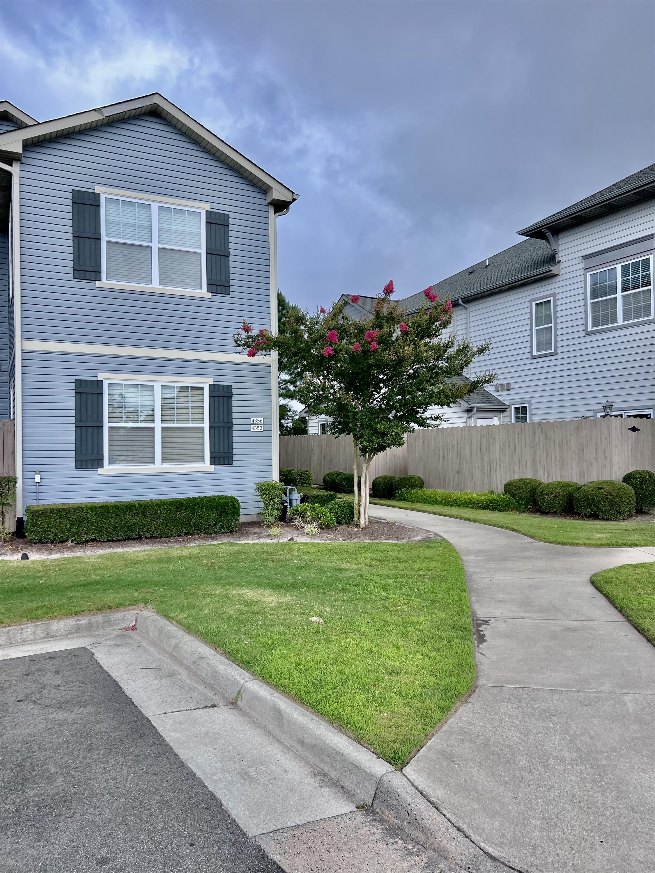 4356 Turnworth Arch - 1